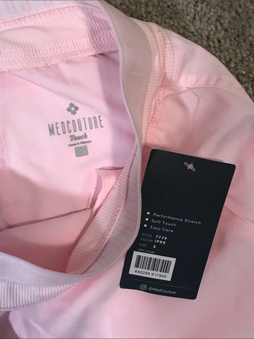 NWT MedCouture medical scrubs outfit - ice pink - small - Picture 8 of 10